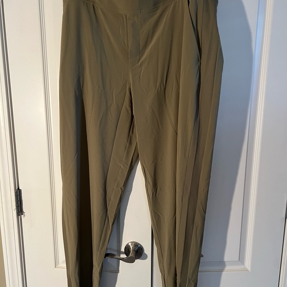 Women’s Athleta Brooklyn Mid-Rise Ankle Pant Sz 16T